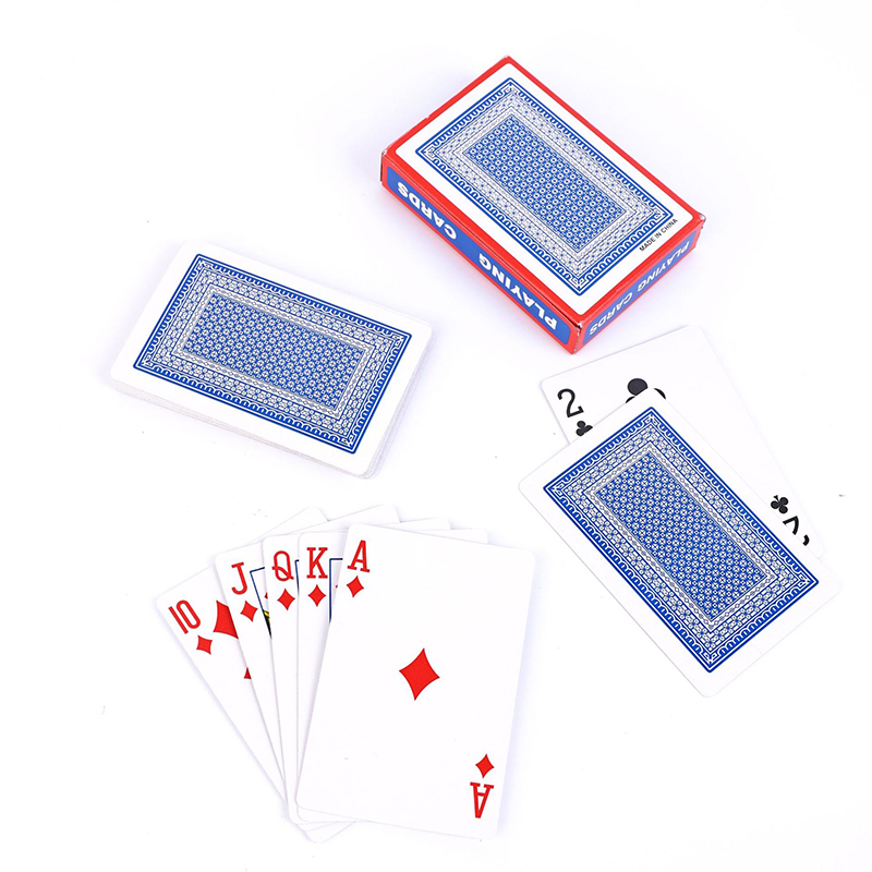 54 Lenzuola/set 56x86 Millimet - Party Games Using Cards recensione e prezzo